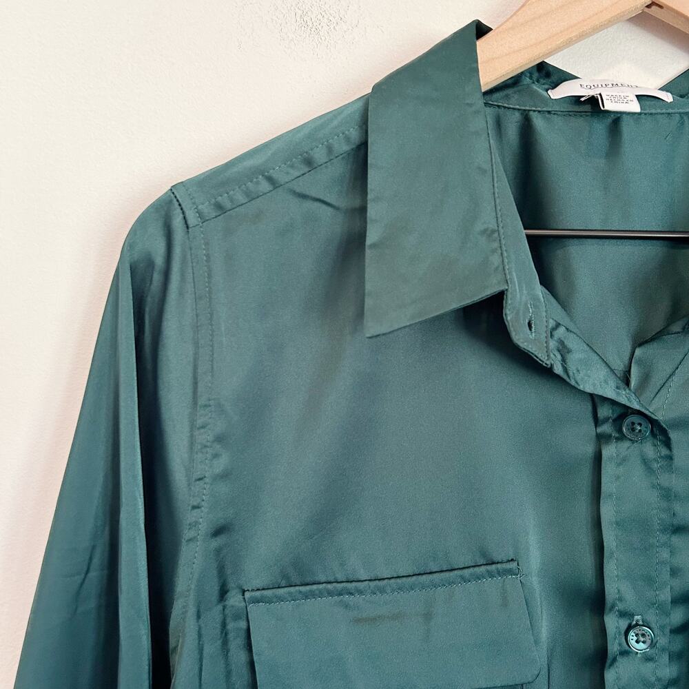 Equipment Essential Satin Button Up Blouse Green Size M - Picture 3 of 5